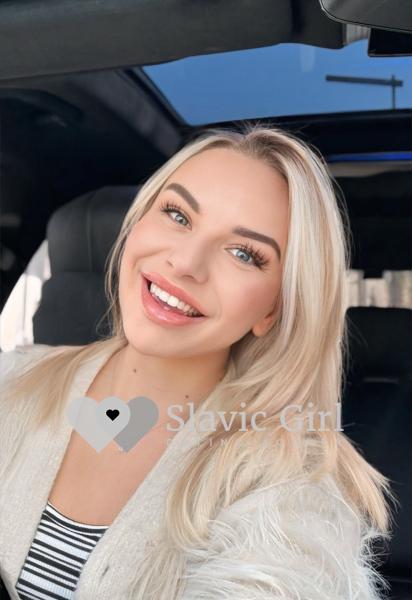 blonde russian women