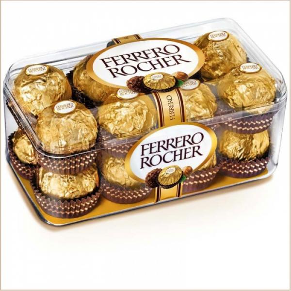 Ferrero Rocher small. ferrero-rocher-small-box-5na.jpg